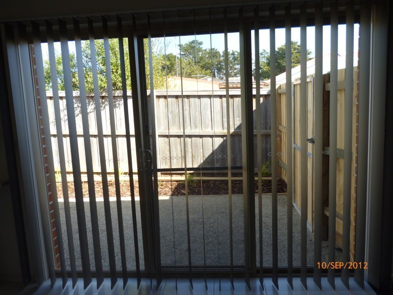 2/181 Inglis Street, Ballan VIC 3342