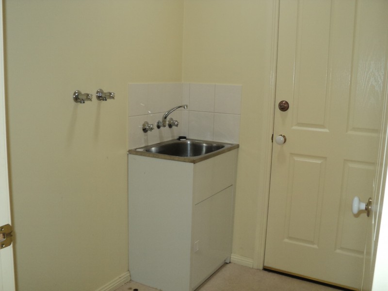 4/61 Simpson Street, Ballan VIC 3342