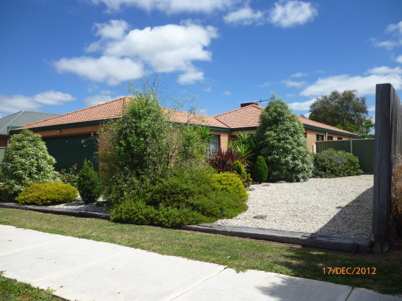 84 Steiglitz Street, Ballan VIC 3342