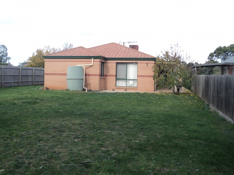 84 Steiglitz Street, Ballan VIC 3342