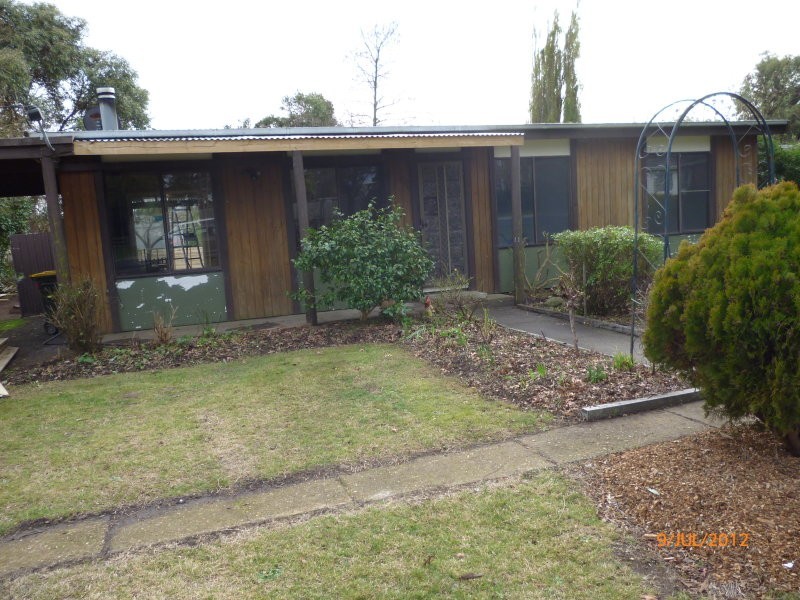 92 Atkinson Street, Ballan VIC 3342