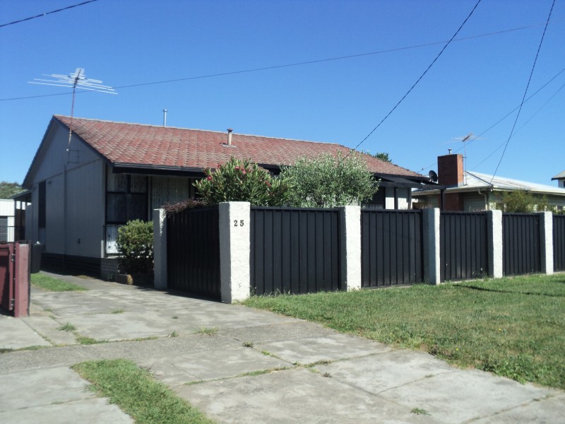 25 Cowie Street, Ballan VIC 3342