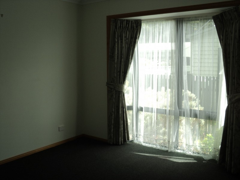 B/16 Lay Street, Ballan VIC 3342