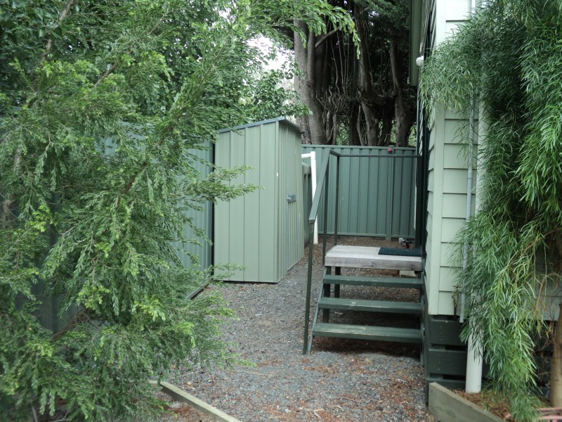 B/16 Lay Street, Ballan VIC 3342