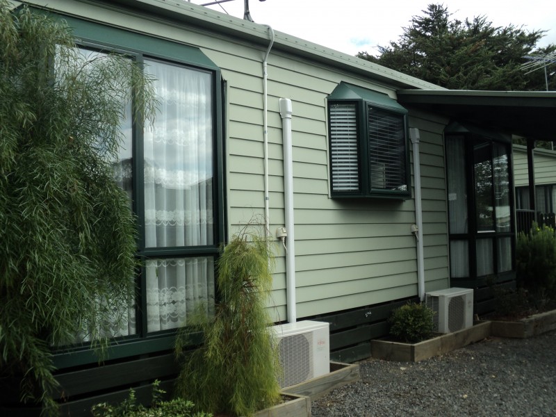 B/16 Lay Street, Ballan VIC 3342