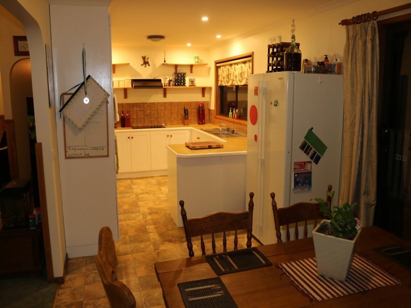 4 Tennyson Street, Gordon VIC 3345