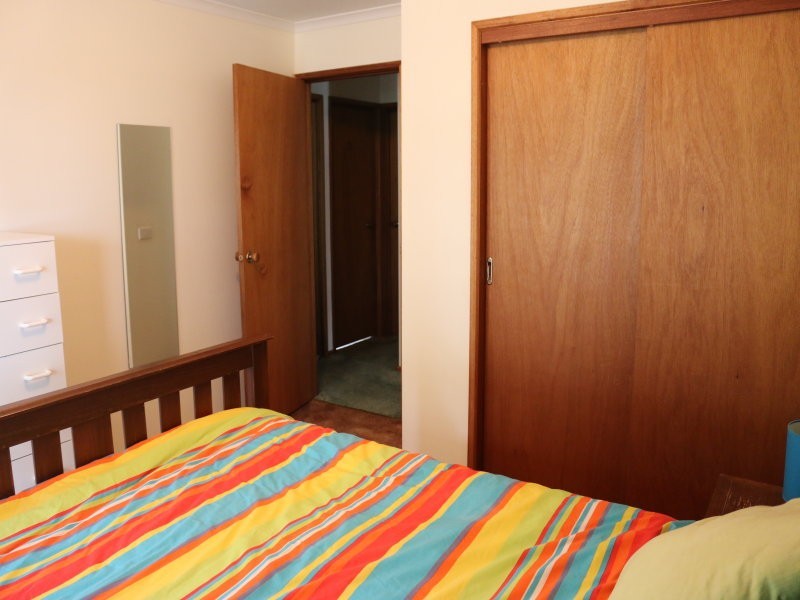 4 Tennyson Street, Gordon VIC 3345