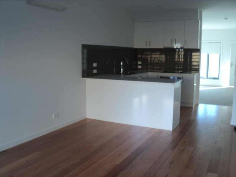 3/171 Inglis Street, Ballan VIC 3342