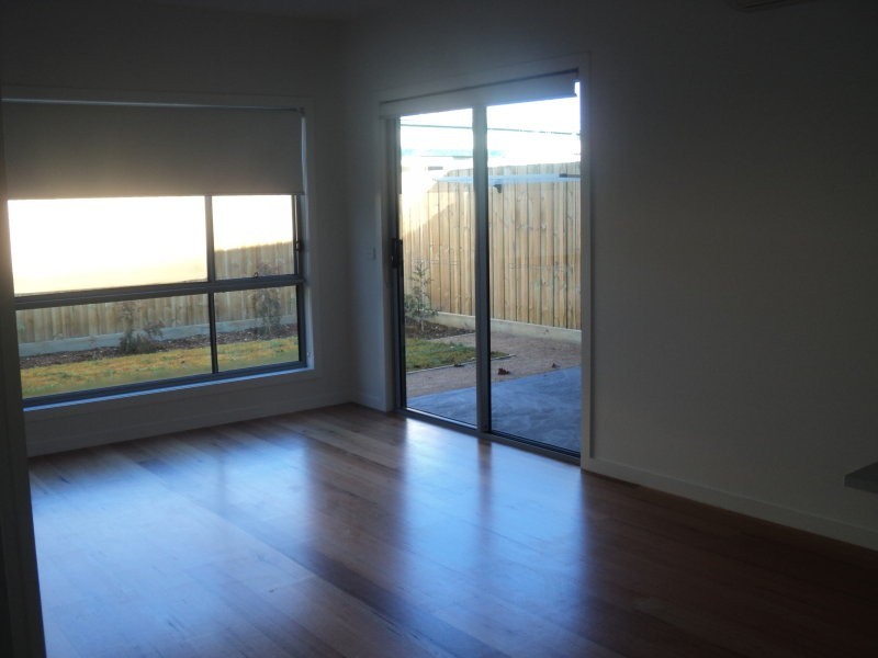 3/171 Inglis Street, Ballan VIC 3342