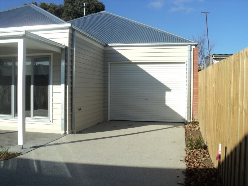 3/171 Inglis Street, Ballan VIC 3342