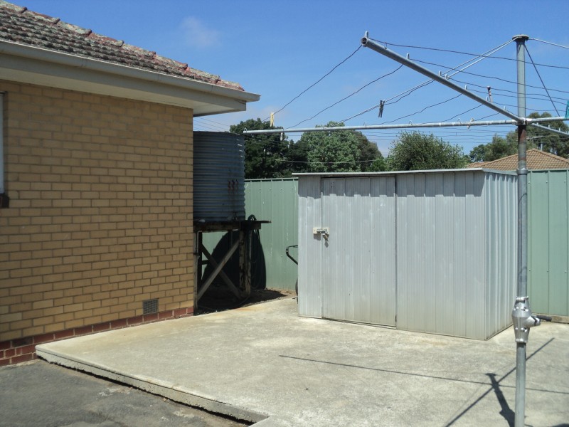 72 Edols Street, Ballan VIC 3342