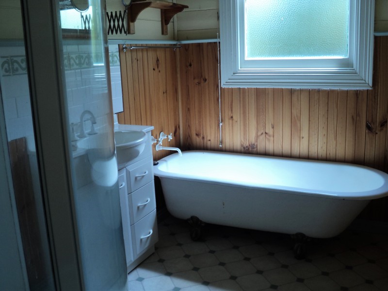 17 Fisken Street, Ballan VIC 3342