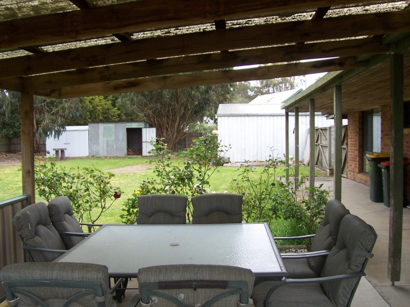 11 O’Cock Street, Ballan VIC 3342