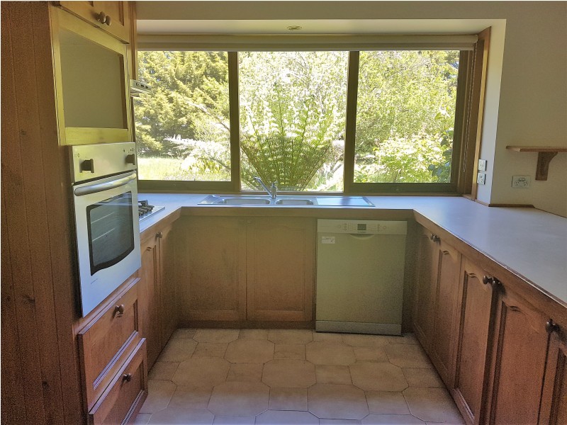 12 Flack Street, Ballan VIC 3342