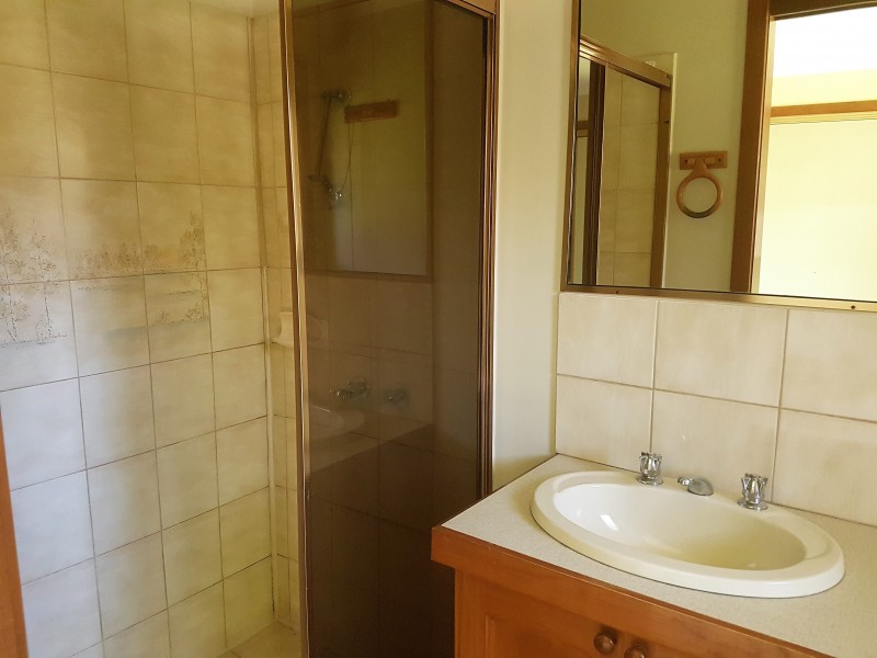 12 Flack Street, Ballan VIC 3342