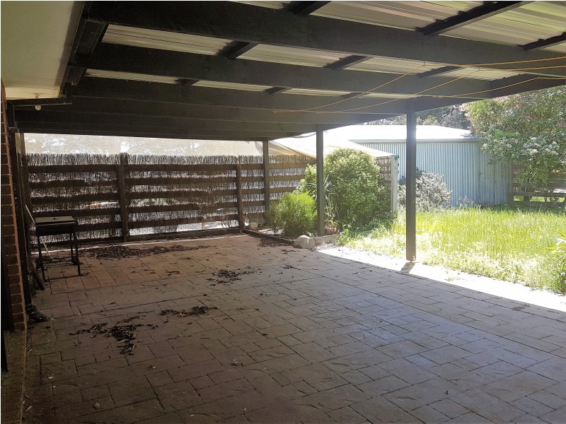 12 Flack Street, Ballan VIC 3342