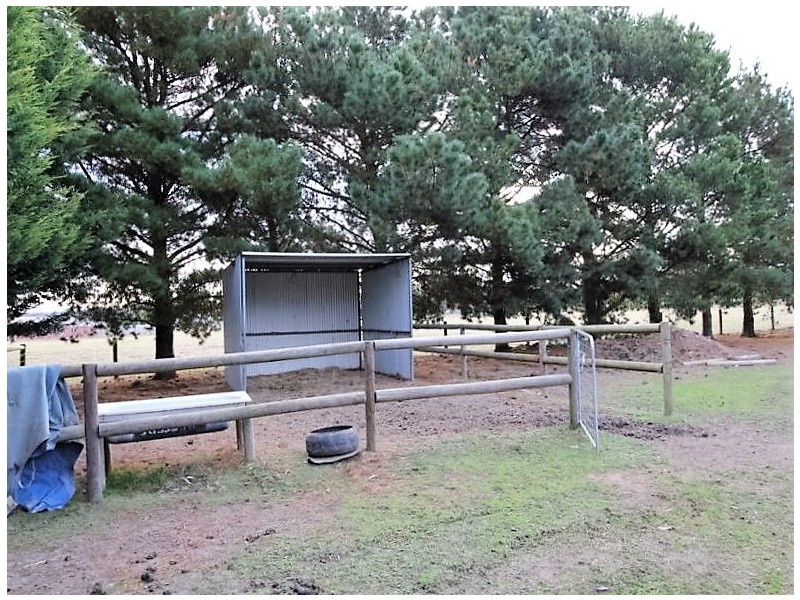 12 Flack Street, Ballan VIC 3342