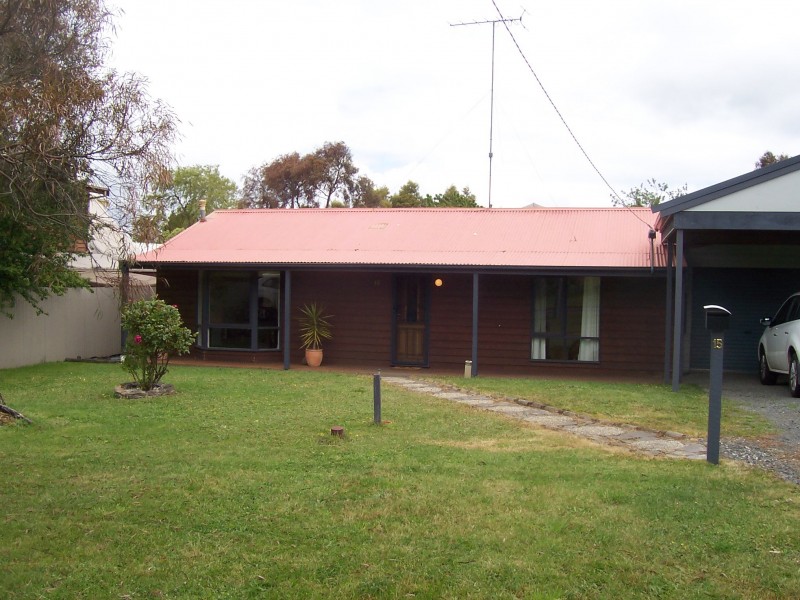 15 Steiglitz Street, Ballan VIC 3342