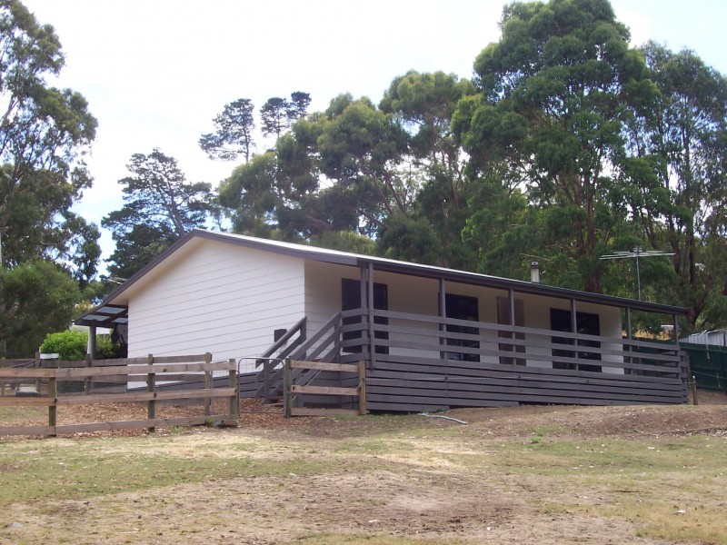 96 Main Street, Mount Egerton VIC 3352