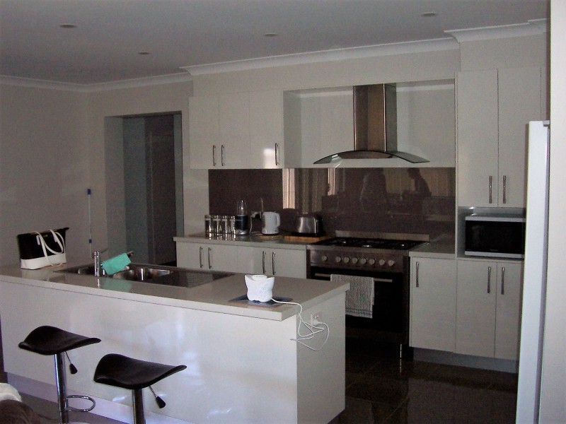 8 Fitch Court, Ballan VIC 3342