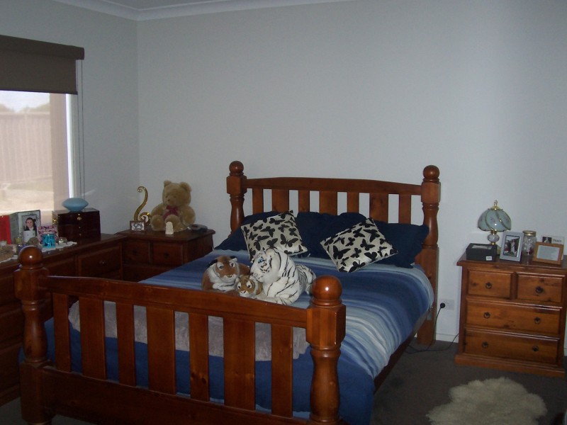 8 Fitch Court, Ballan VIC 3342