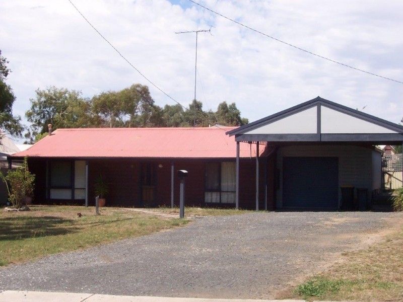 15 Steiglitz Street, Ballan VIC 3342