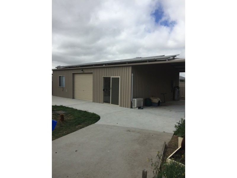 7 Walsh Street, Ballan VIC 3342