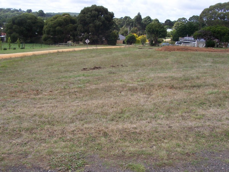 00 Cnr Urquhart & Stanley Street, Gordon VIC 3345