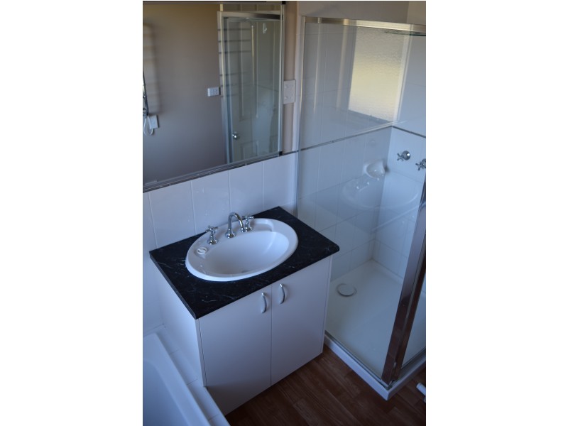 5498 Geelong- Ballan Road, Ballan VIC 3342