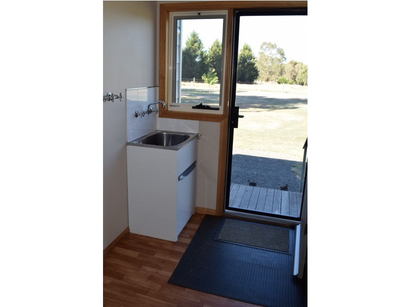 5498 Geelong- Ballan Road, Ballan VIC 3342