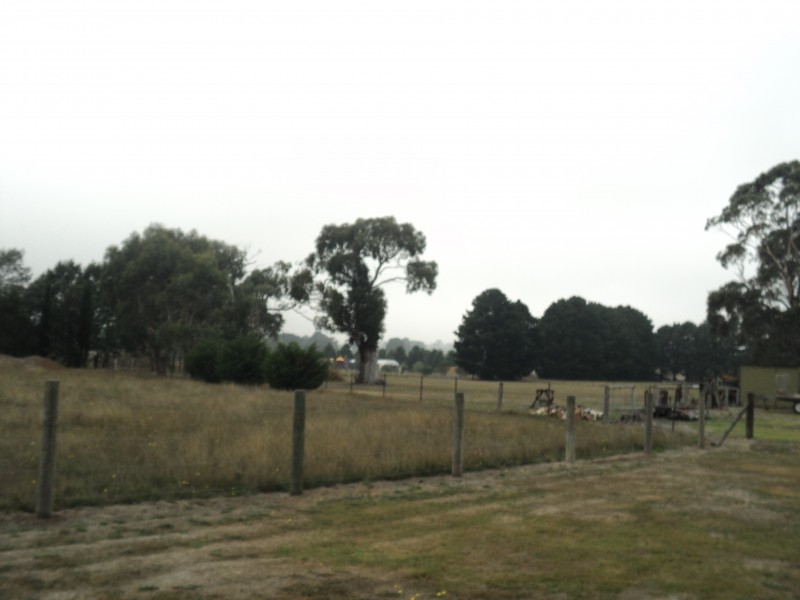 5498 Geelong- Ballan Road, Ballan VIC 3342