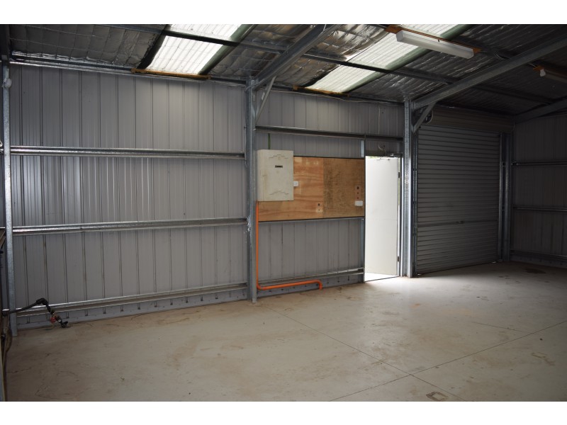 5498 Geelong- Ballan Road, Ballan VIC 3342