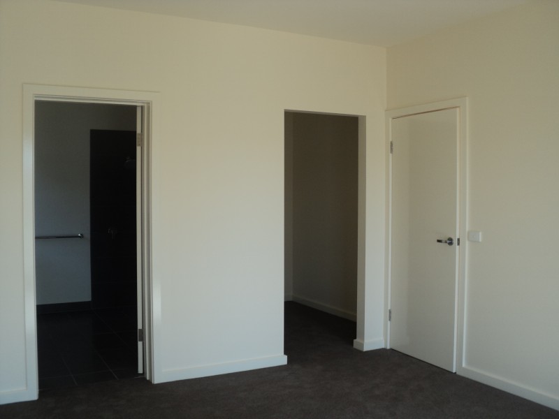 73 Main Street, Gordon VIC 3345