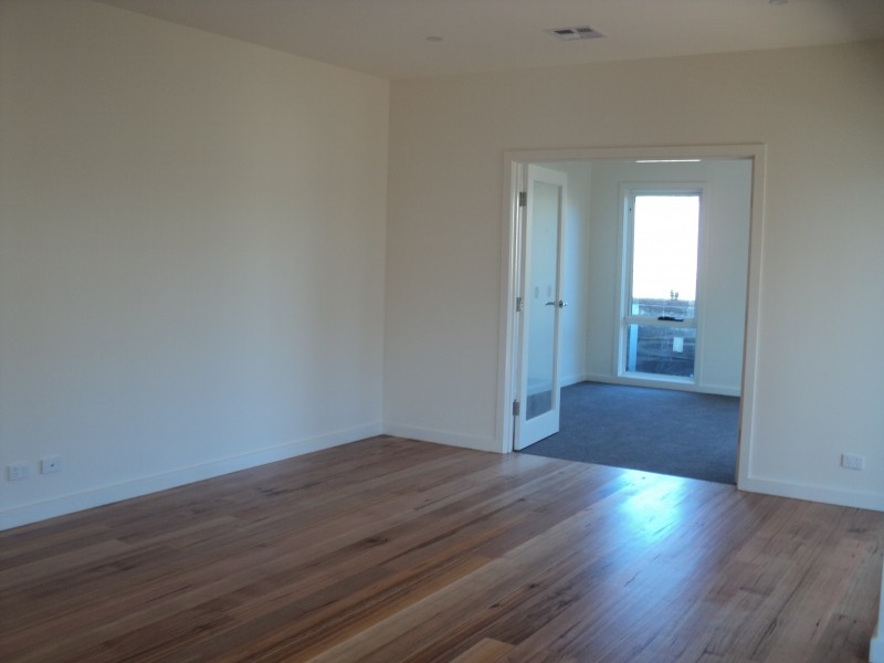 73 Main Street, Gordon VIC 3345