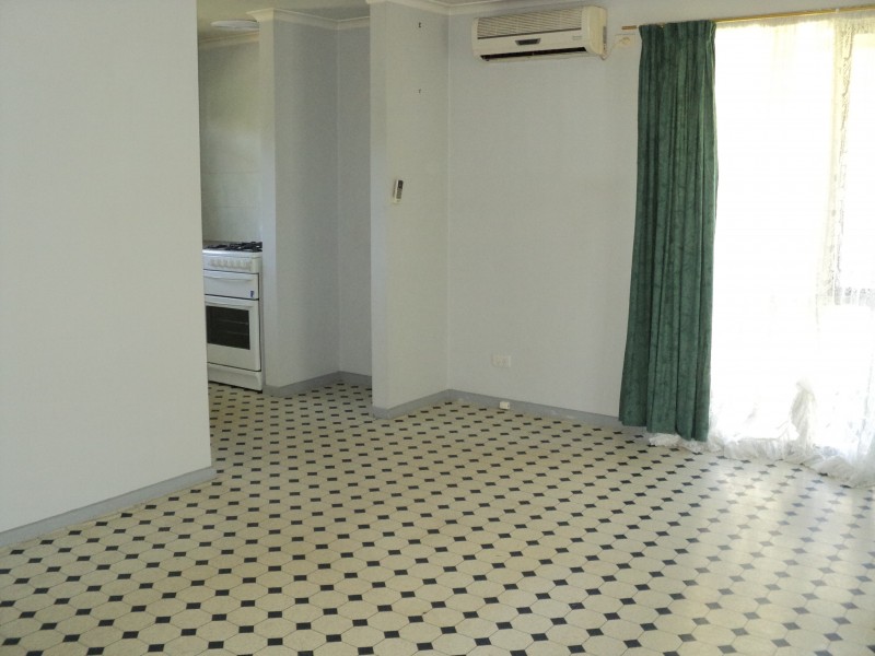 8 Jopling Street, Ballan VIC 3342