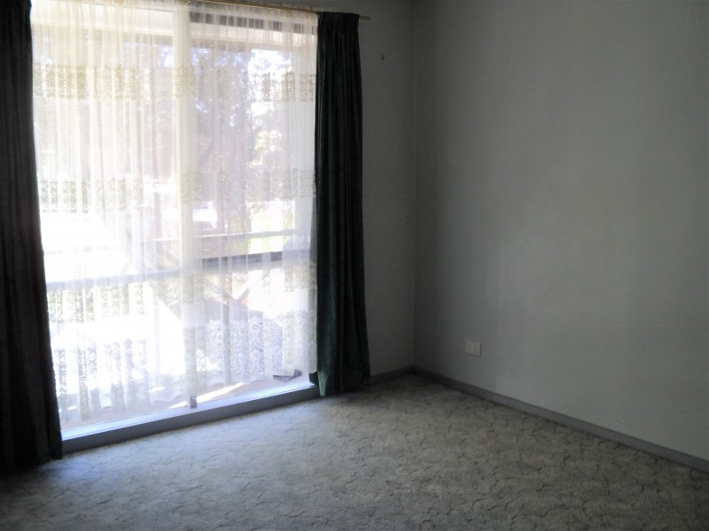 8 Jopling Street, Ballan VIC 3342