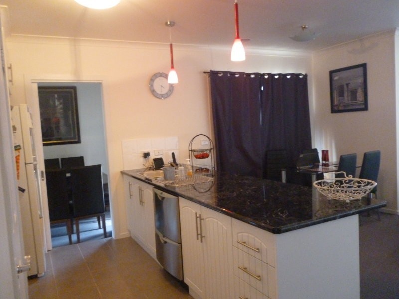 11 Spencer Road, Ballan VIC 3342