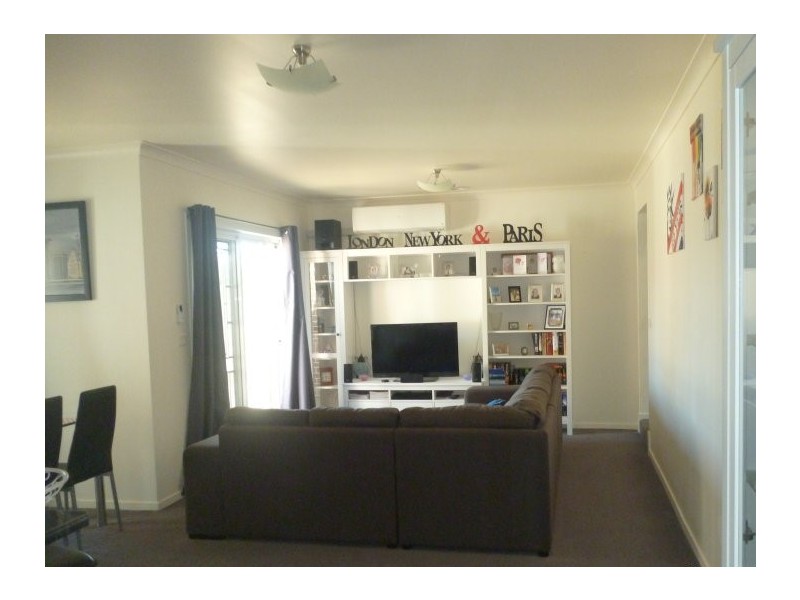 11 Spencer Road, Ballan VIC 3342