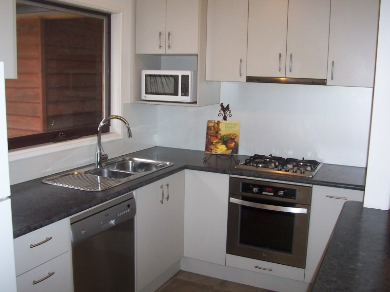 15 Steiglitz Street, Ballan VIC 3342