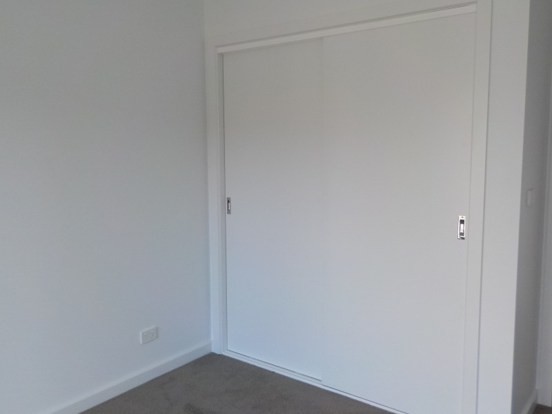 1/2 Central Park Court, Ballan VIC 3342