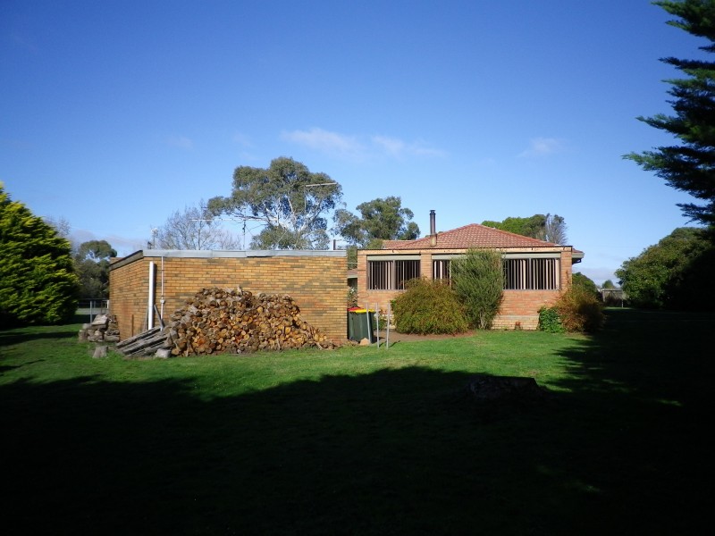 1494 Old Melbourne Road, Gordon VIC 3345