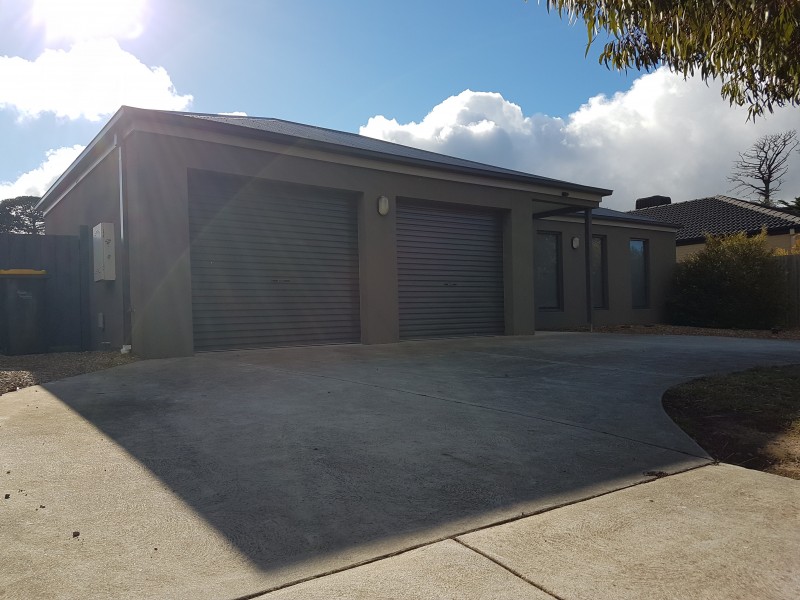 6 Moorabool Drive, Ballan VIC 3342