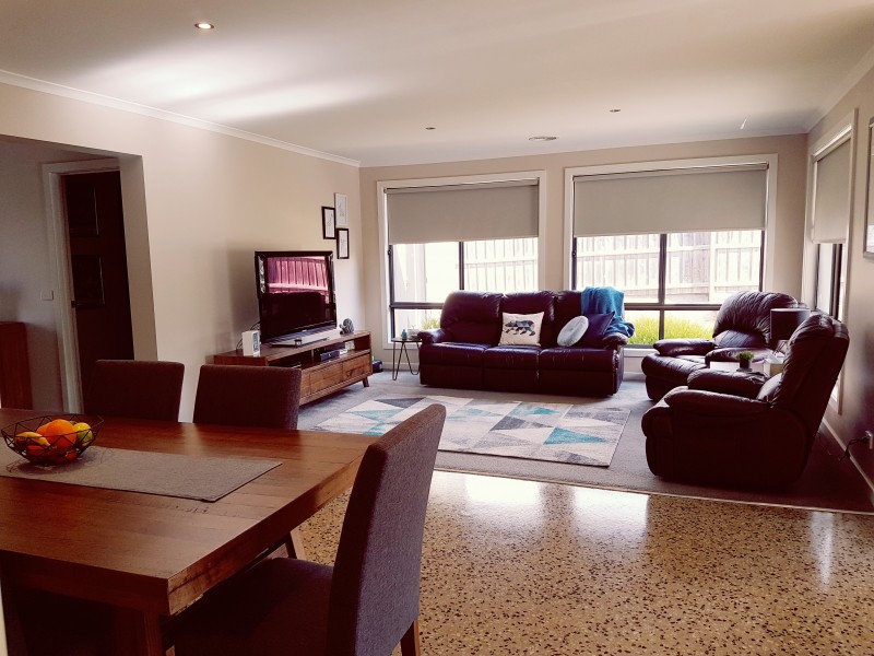 6 Moorabool Drive, Ballan VIC 3342