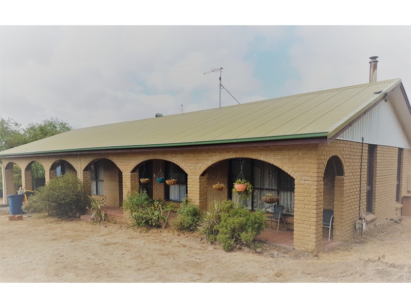 1/407 Old Melbourne Road, Ballan VIC 3342