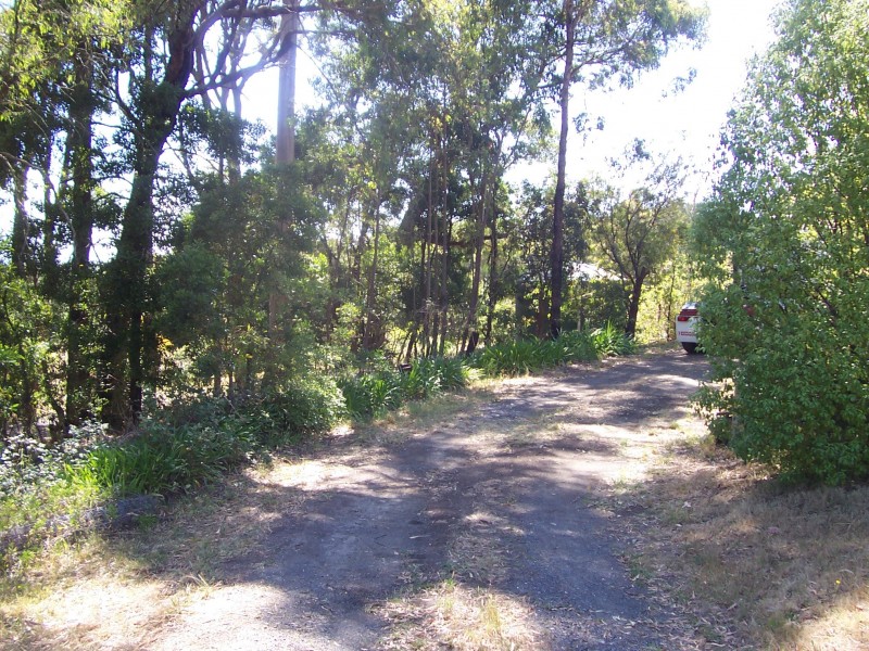 4 Grose Street, Gordon VIC 3345