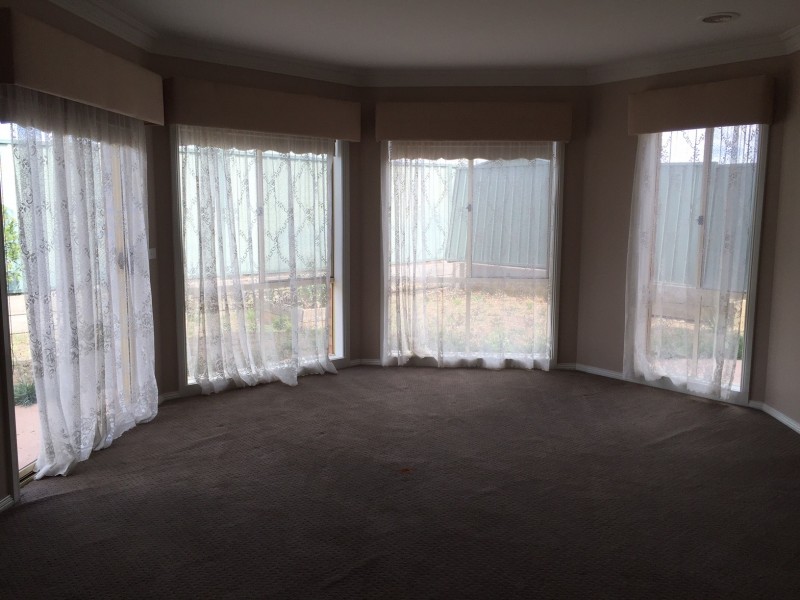 2 Sunline Court, Ballan VIC 3342