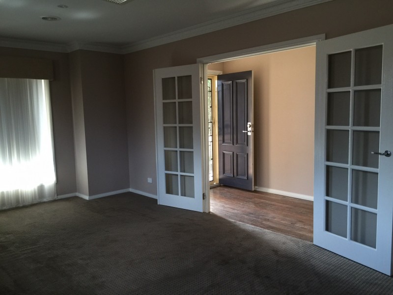 2 Sunline Court, Ballan VIC 3342