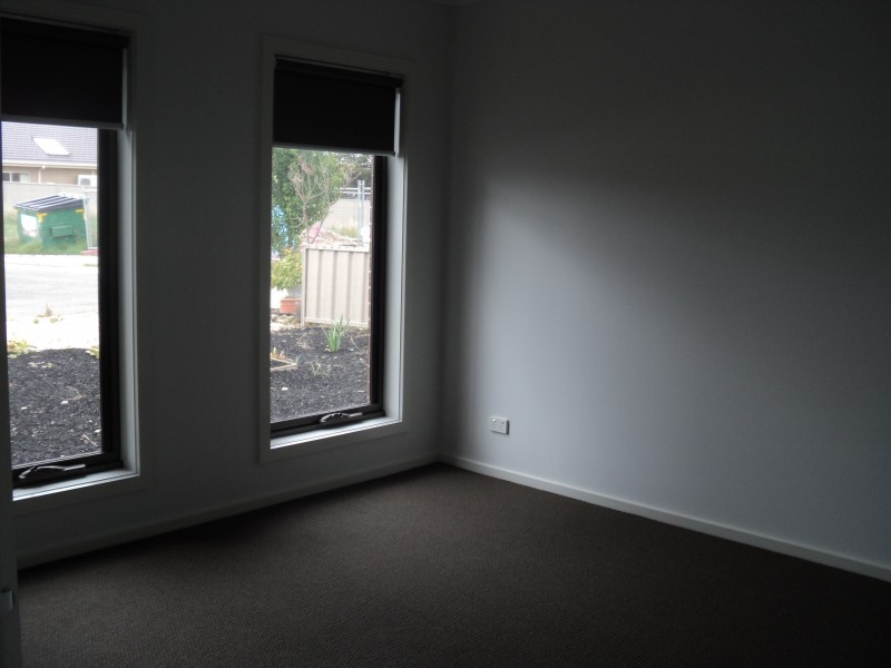 11 Central Park Court, Ballan VIC 3342