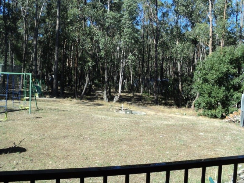 5 Acacia Avenue, Dales Creek VIC 3341