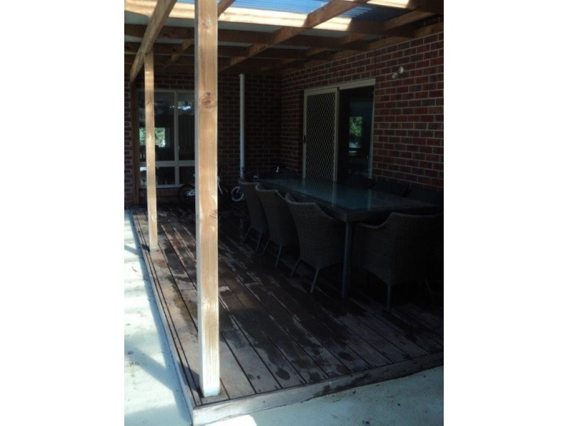 5 Acacia Avenue, Dales Creek VIC 3341